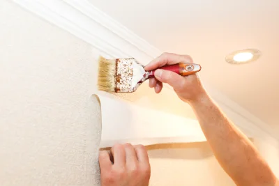 Pose de papier peint à la Grande-Paroisse — revêtements muraux et toiles de verre